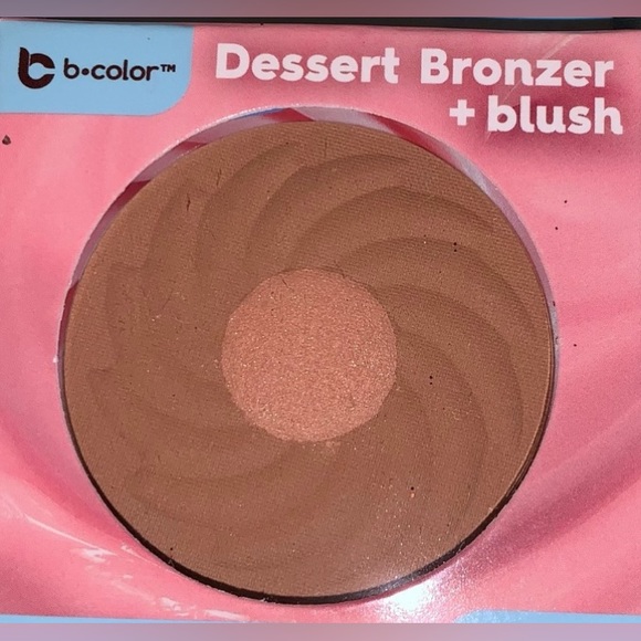 Makeup bundle - Picture 3 of 8